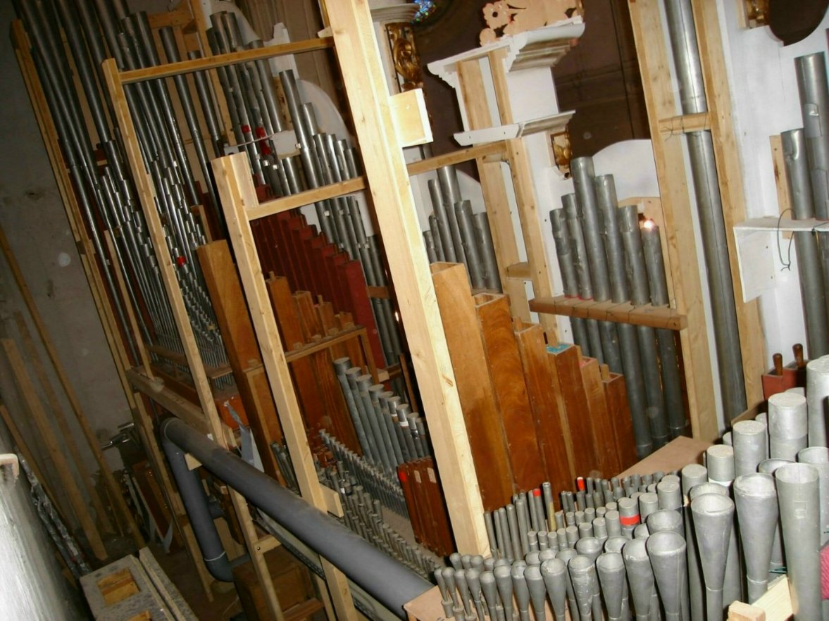 1596 Tuyaux